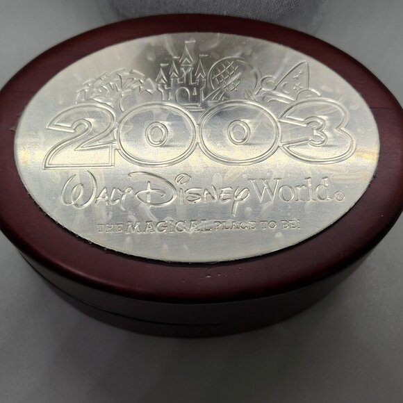 VINTAGE BOXED WALT DISNEY 2003 WATCH Ltd Edition 1095/2003 - Picture 2 of 7